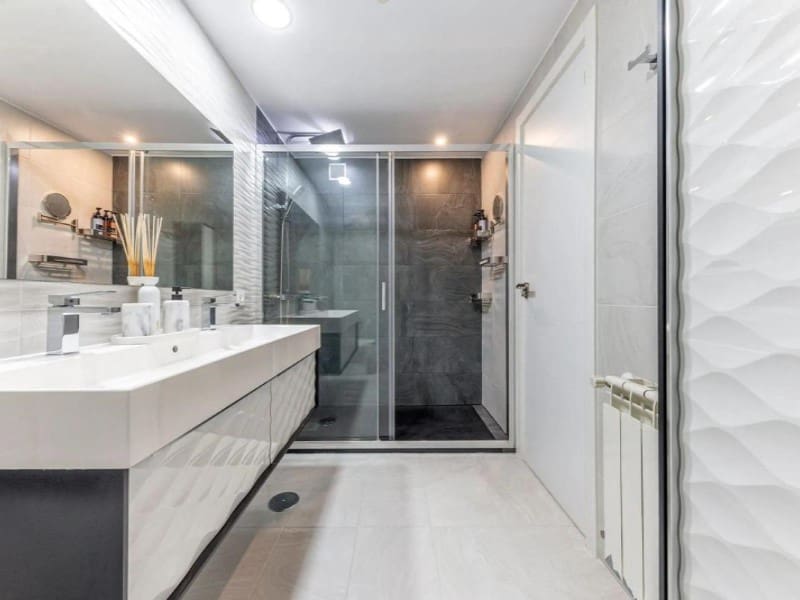 5 soveværelse Lejlighed til salg i Playa de San Juan med swimmingpool garage - € 990.000 (Ref: 10171479)