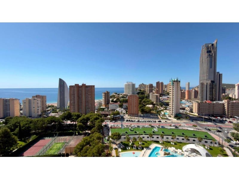 3 quarto Apartamento para venda em Benidorm com piscina garagem - 745 000 € (Ref: 10171480)