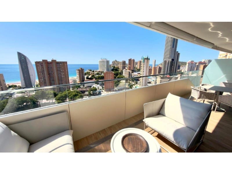 3 quarto Apartamento para venda em Benidorm com piscina garagem - 745 000 € (Ref: 10171480)