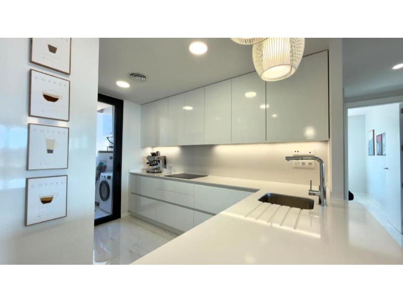 3 quarto Apartamento para venda em Benidorm com piscina garagem - 745 000 € (Ref: 10171480)