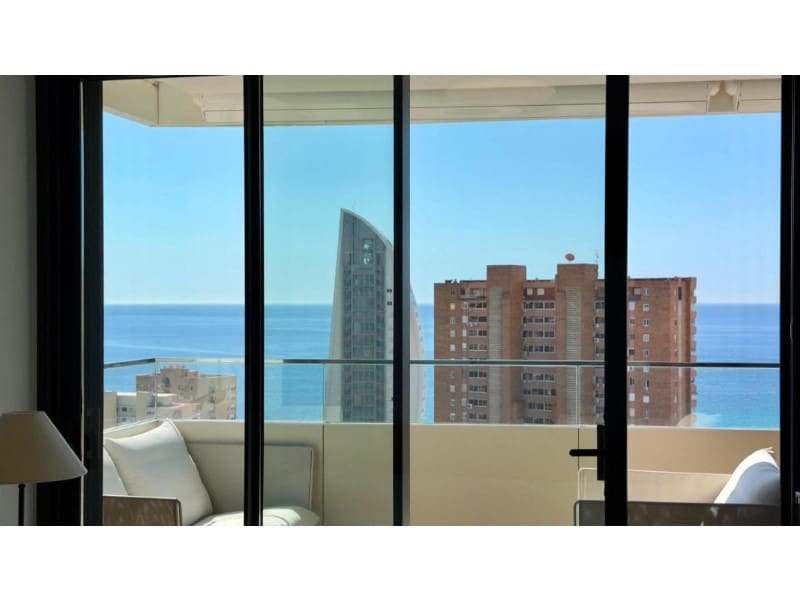 3 quarto Apartamento para venda em Benidorm com piscina garagem - 745 000 € (Ref: 10171480)