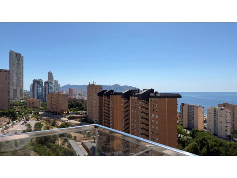 3 quarto Apartamento para venda em Benidorm com piscina garagem - 745 000 € (Ref: 10171480)
