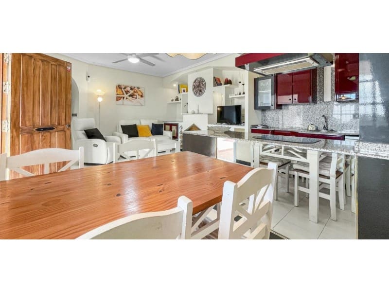 2 sovrum Lägenhet till salu i Torrevieja med pool - 175 000 € (Ref: 10173733)