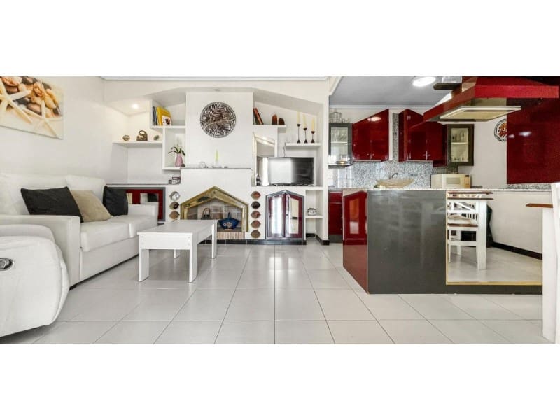 2 sovrum Lägenhet till salu i Torrevieja med pool - 175 000 € (Ref: 10173733)