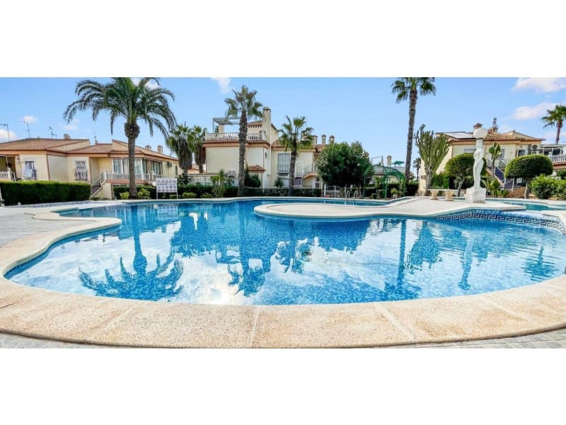 2 sovrum Lägenhet till salu i Torrevieja med pool - 175 000 € (Ref: 10173733)
