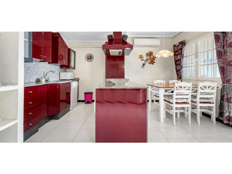 2 sovrum Lägenhet till salu i Torrevieja med pool - 175 000 € (Ref: 10173733)