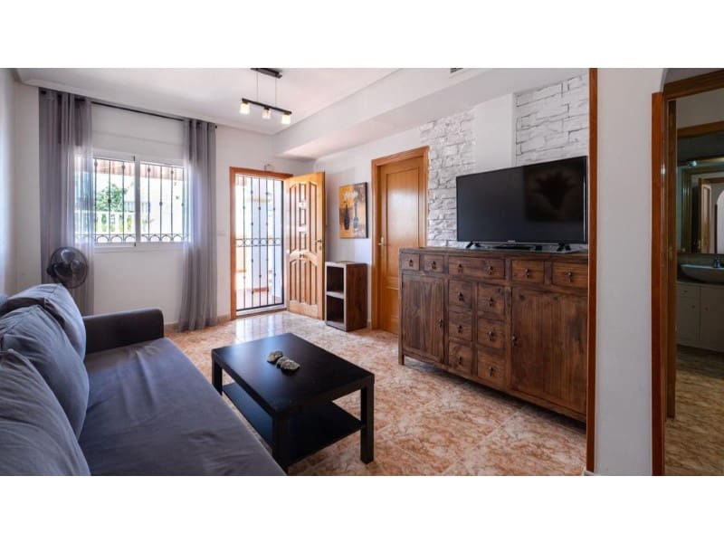 Apartamento de 2 habitaciones en Orihuela en venta con piscina garaje - 209.000 € (Ref: 10174554)