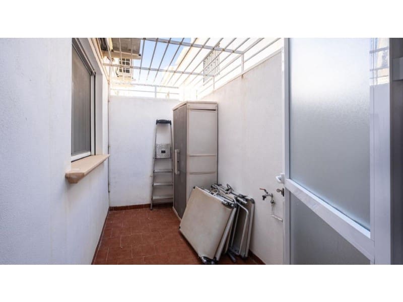 Apartamento de 2 habitaciones en Orihuela en venta con piscina garaje - 209.000 € (Ref: 10174554)