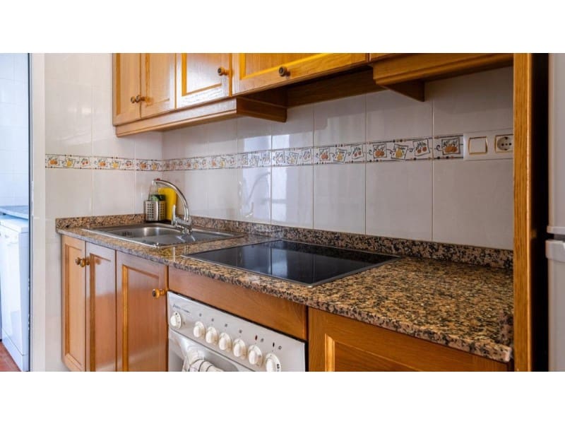 Apartamento de 2 habitaciones en Orihuela en venta con piscina garaje - 209.000 € (Ref: 10174554)