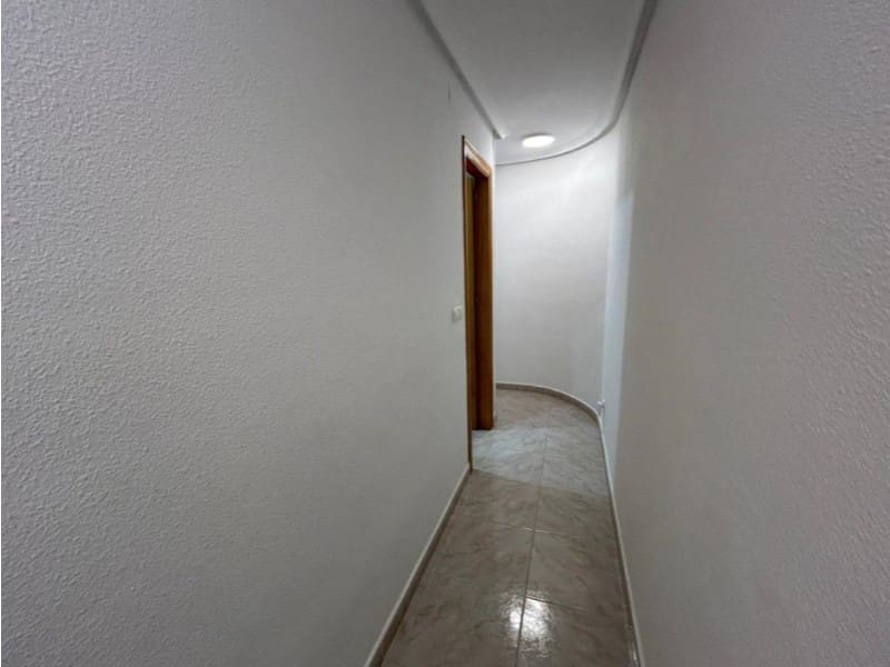 Apartamento de 2 habitaciones en Torrevieja en venta - 193.000 € (Ref: 10174559)