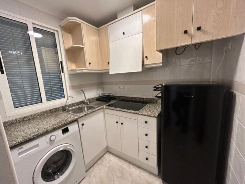 Apartamento de 2 habitaciones en Torrevieja en venta - 193.000 € (Ref: 10174559)
