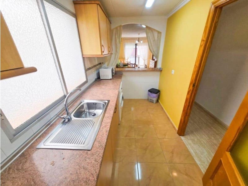Apartamento de 3 habitaciones en Torrevieja en venta - 155.000 € (Ref: 10174560)