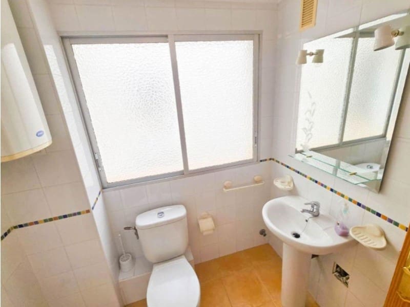 Apartamento de 3 habitaciones en Torrevieja en venta - 155.000 € (Ref: 10174560)