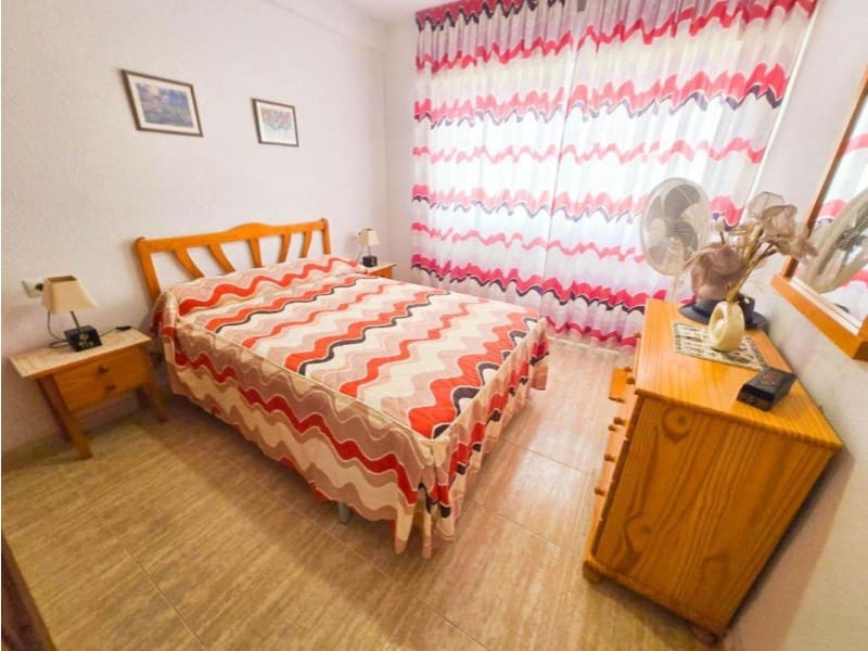 Apartamento de 3 habitaciones en Torrevieja en venta - 155.000 € (Ref: 10174560)