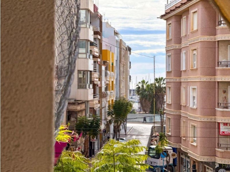 3 soveværelse Lejlighed til salg i Torrevieja - € 160.000 (Ref: 10174561)
