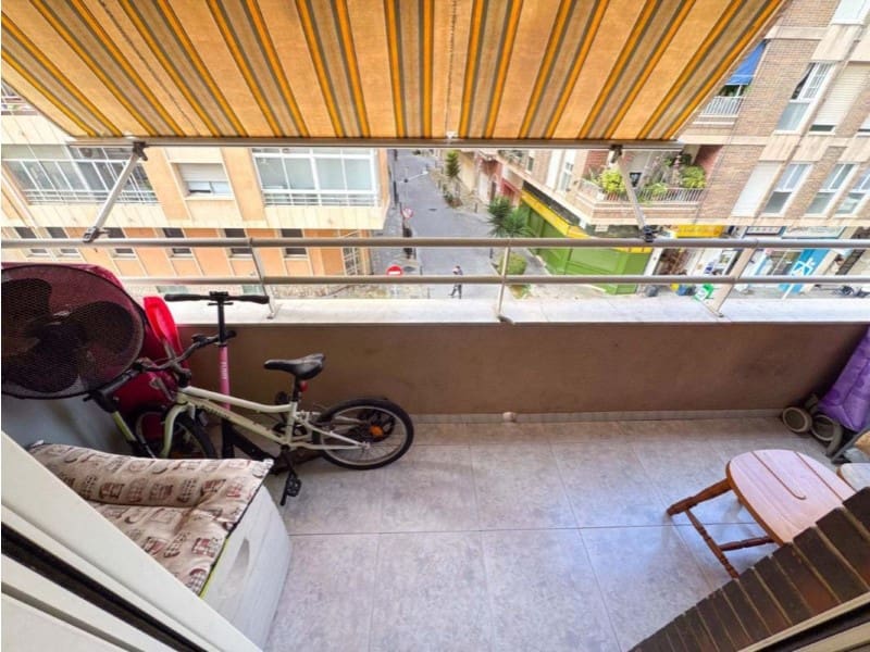 3 soveværelse Lejlighed til salg i Torrevieja - € 160.000 (Ref: 10174561)