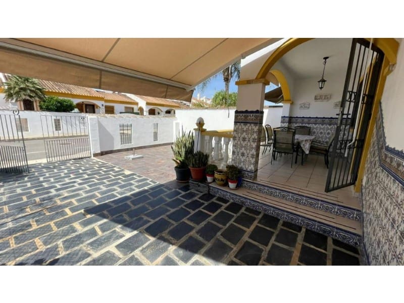 3 soverom Villa til salgs i Pilar de la Horadada med garasje - € 260 000 (Ref: 10174568)
