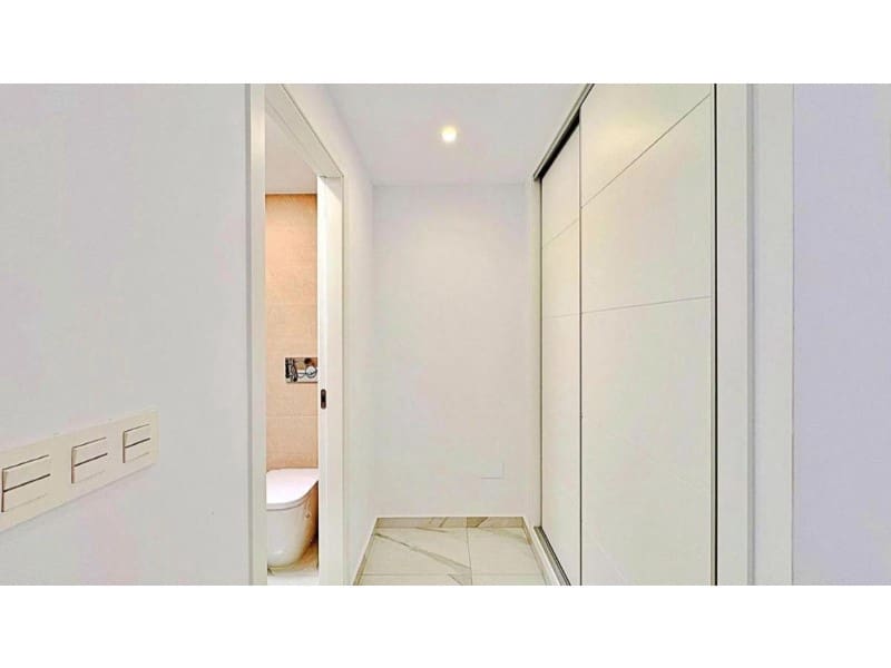 Pareado de 3 habitaciones en Torrevieja en venta con piscina - 310.000 € (Ref: 10174570)