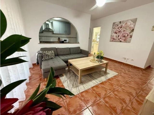 Apartamento de 2 habitaciones en Las Piscinas Naturales, Torrevieja en venta - 154.900 € (Ref: 10174582)