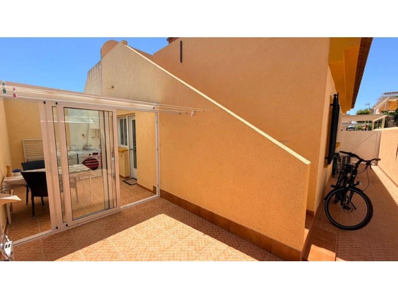 Pareado de 2 habitaciones en Los Montesinos en venta con piscina garaje - 168.000 € (Ref: 10177081)