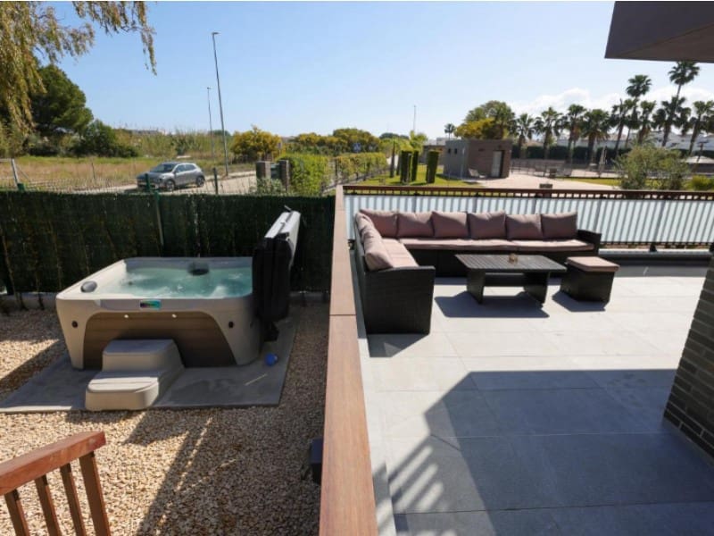 1 soverom Leilighet til salgs i Denia med svømmebasseng garasje - € 370 000 (Ref: 10177084)