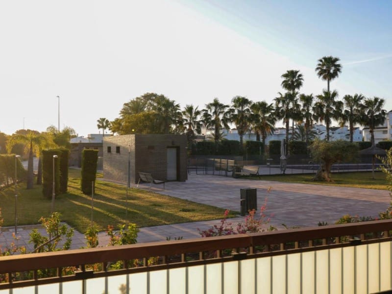 1 soverom Leilighet til salgs i Denia med svømmebasseng garasje - € 370 000 (Ref: 10177084)