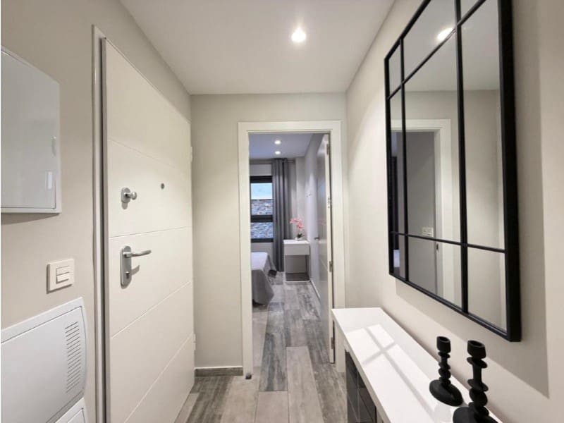 1 bedroom Apartment for sale in Torrevieja with pool - € 155,000 (Ref: 10180476)
