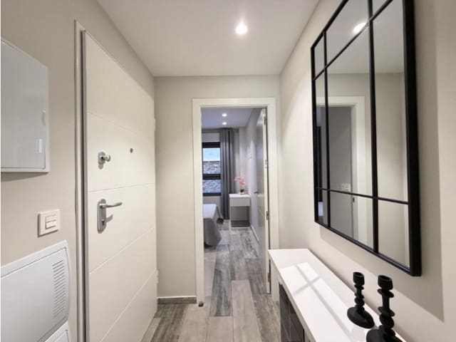 1 Zimmer Apartment zu verkaufen in Avenida Habaneras - Curva de Palangre, Torrevieja mit Pool - 155.000 € (Ref: 10180476)