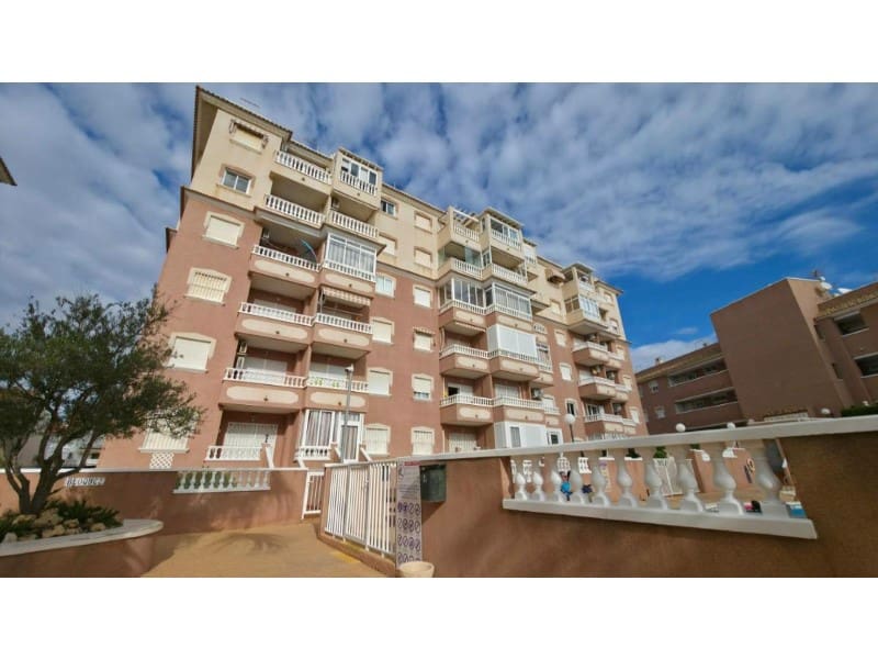 Apartamento de 1 habitación en Torrevieja en venta con piscina - 154.900 € (Ref: 10180478)