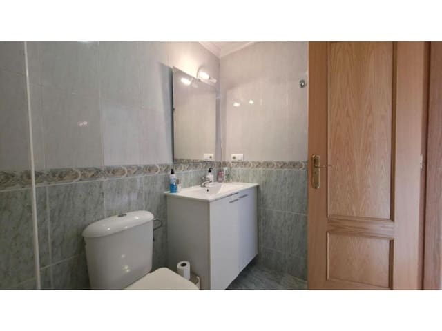1 slaapkamer Appartement te koop in Torreblanca, Torrevieja met zwembad - € 154.900 (Ref: 10180478)