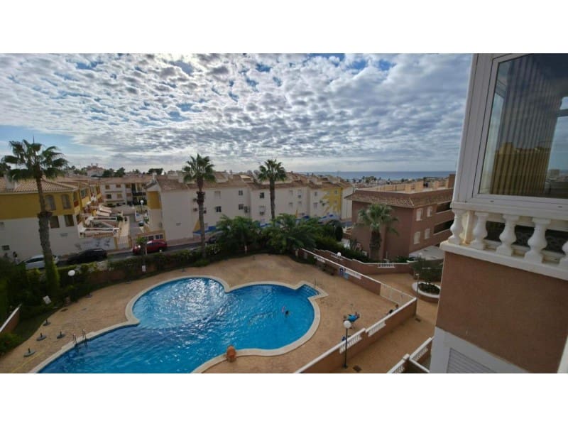 Apartamento de 1 habitación en Torrevieja en venta con piscina - 154.900 € (Ref: 10180478)