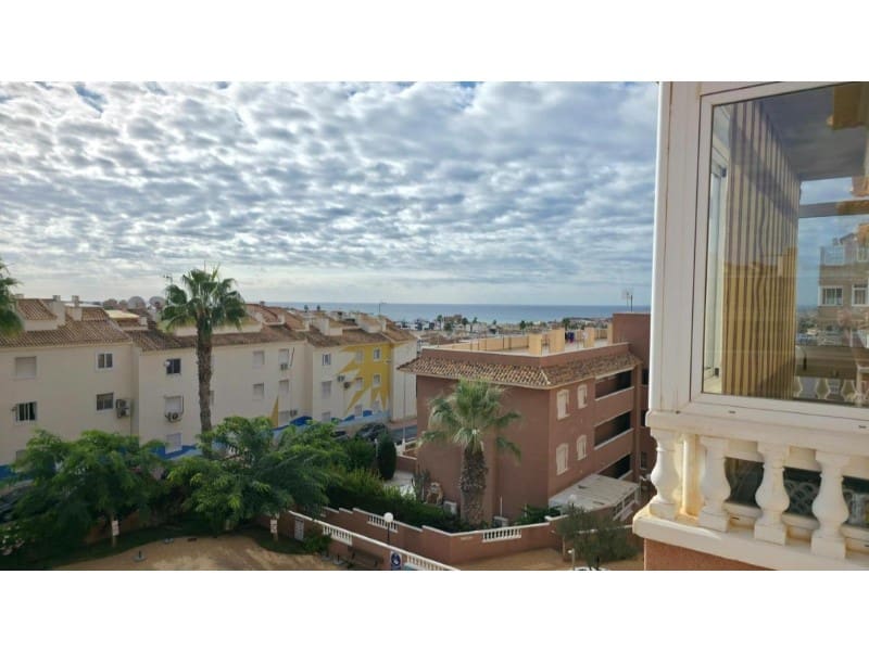 Apartamento de 1 habitación en Torrevieja en venta con piscina - 154.900 € (Ref: 10180478)
