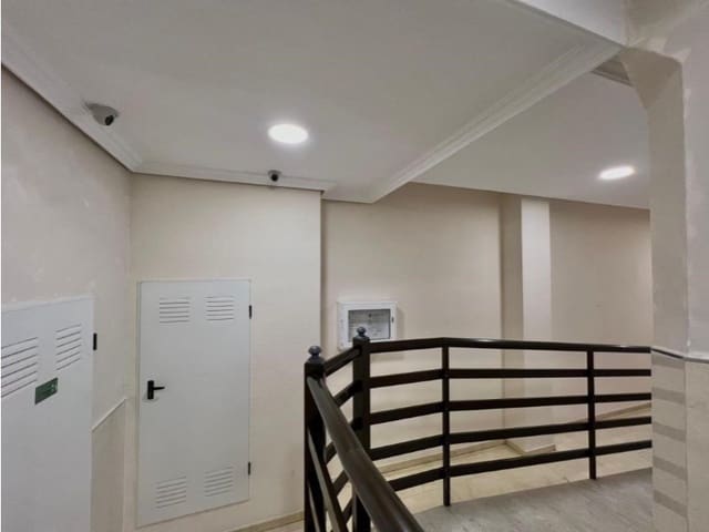 Apartamento de 2 habitaciones en Parque de las Naciones, Torrevieja en venta - 215.000 € (Ref: 10180479)