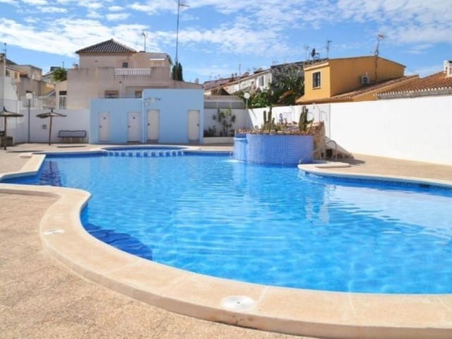 3 bedroom Semi-detached Villa for sale in Los Balcones - Los Altos, Torrevieja with pool garage - € 234,000 (Ref: 10187006)