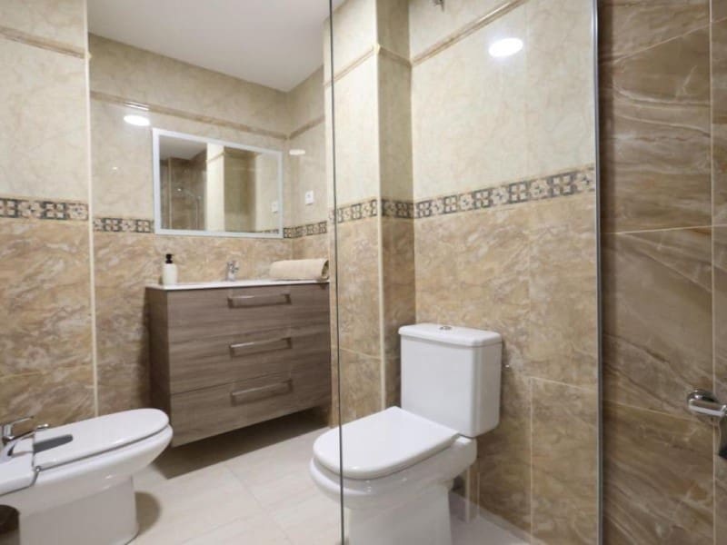 3 soveværelse Lejlighed til salg i Torrevieja - € 299.000 (Ref: 10187019)