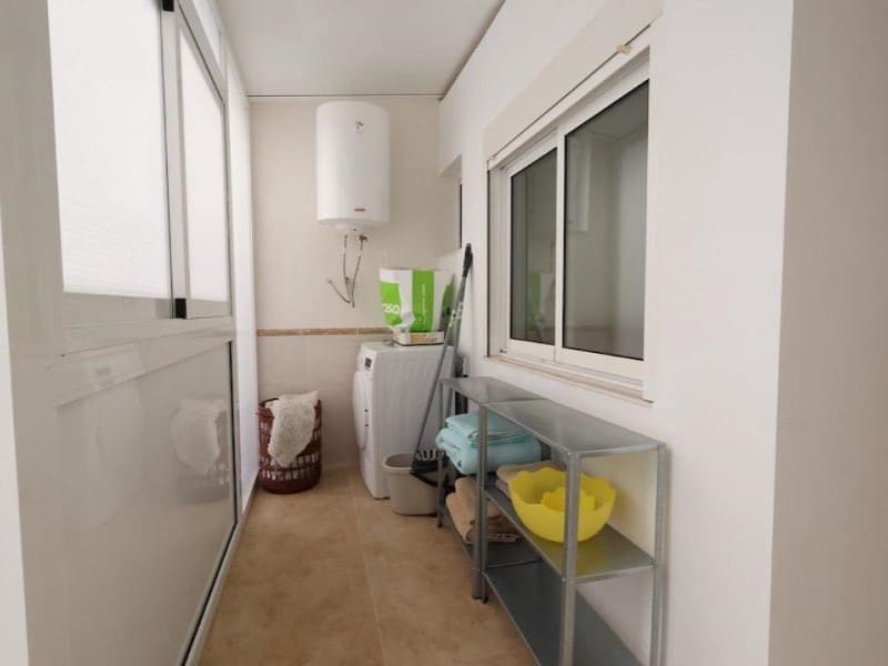 3 soveværelse Lejlighed til salg i Torrevieja - € 299.000 (Ref: 10187019)
