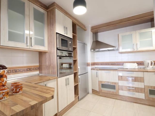 3 soveværelse Lejlighed til salg i Centro - Muelle Pesquero, Torrevieja - € 299.000 (Ref: 10187019)