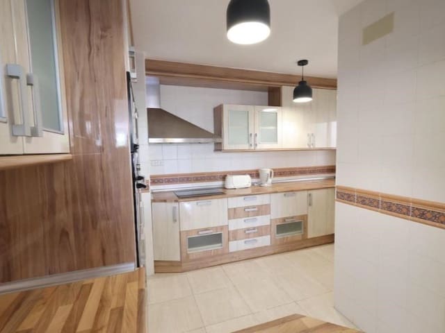 3 soveværelse Lejlighed til salg i Centro - Muelle Pesquero, Torrevieja - € 299.000 (Ref: 10187019)