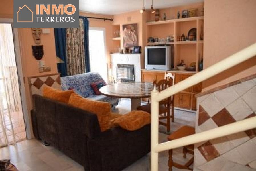 4 soverom Leilighet til salgs i San Juan de los Terreros med svømmebasseng garasje - € 290 000 (Ref: 6225193)