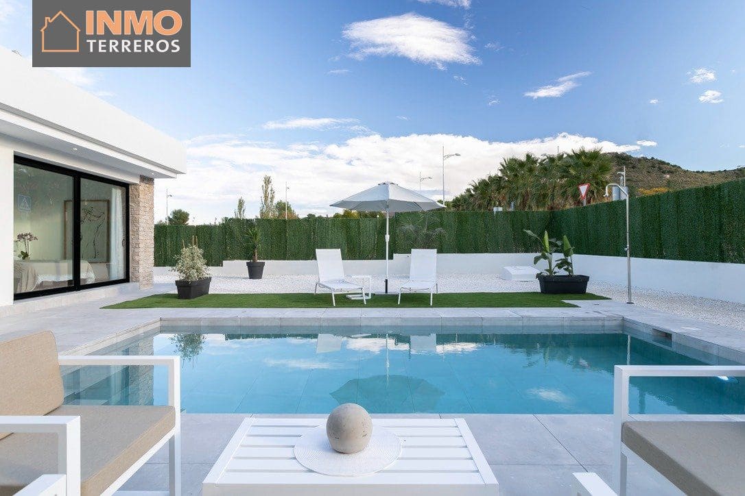 3 slaapkamer Villa te koop in Calasparra met zwembad - € 262.000 (Ref: 6763337)