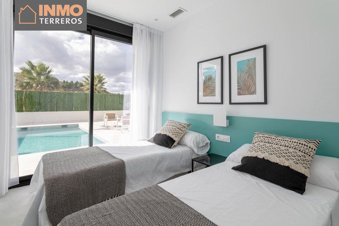 3 slaapkamer Villa te koop in Calasparra met zwembad - € 262.000 (Ref: 6763337)