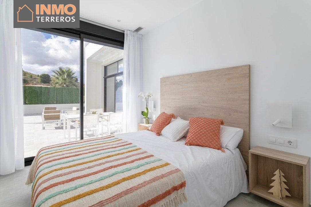 3 slaapkamer Villa te koop in Calasparra met zwembad - € 262.000 (Ref: 6763337)