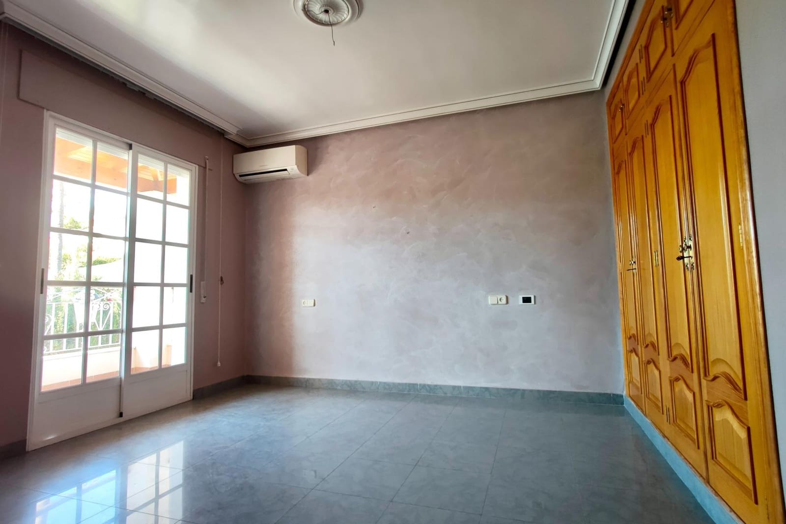 8 sovrum Villa till salu i Huercal-Overa med garage - 330 000 € (Ref: 7395845)