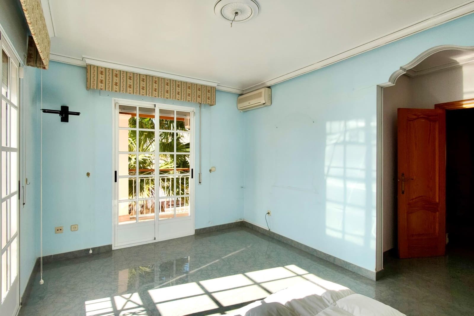 8 sovrum Villa till salu i Huercal-Overa med garage - 330 000 € (Ref: 7395845)