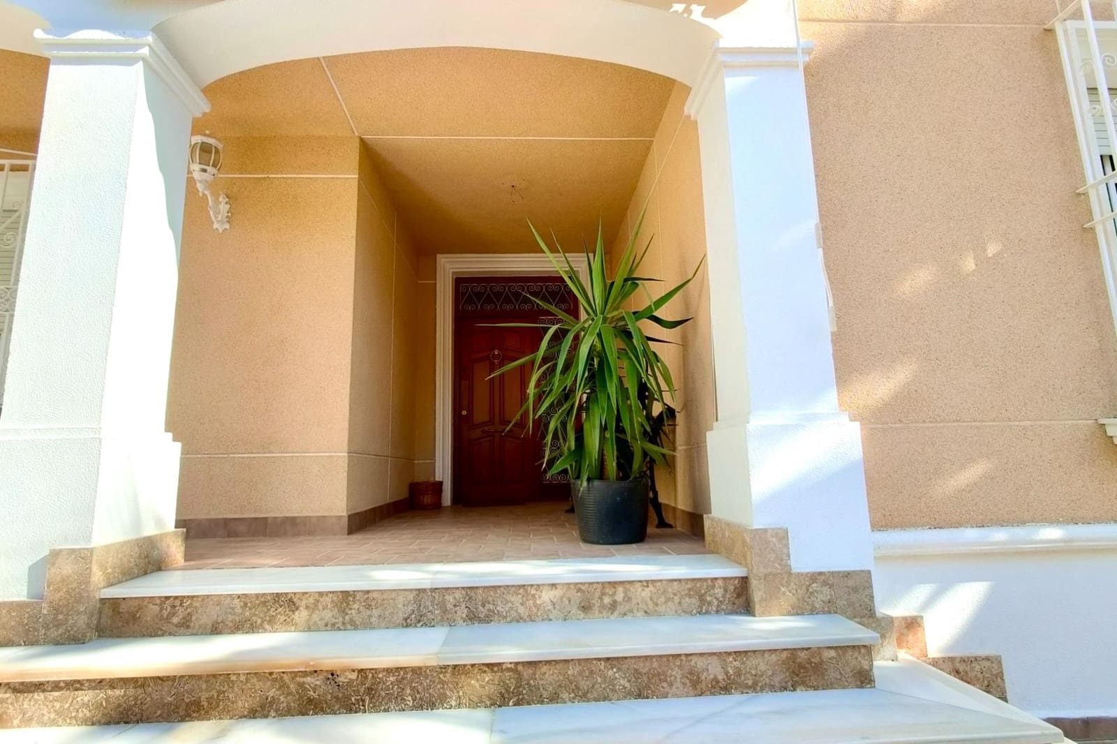 8 sovrum Villa till salu i Huercal-Overa med garage - 330 000 € (Ref: 7395845)