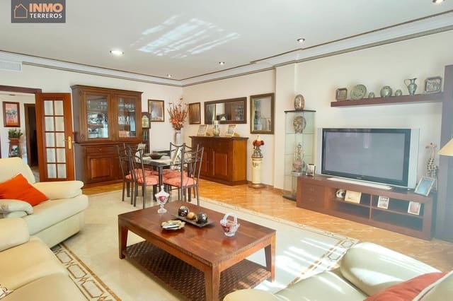 6 slaapkamer Villa te koop in Huércal-Overa met garage - € 470.000 (Ref: 7604530)