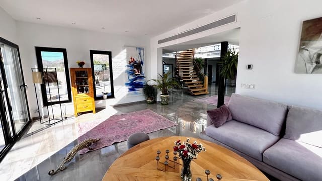 3 soveværelse Villa til salg i Pilar de Jaravia, Pulpí med swimmingpool garage - € 795.000 (Ref: 8538734)