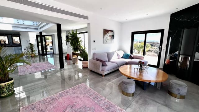 3 soveværelse Villa til salg i Pilar de Jaravia, Pulpí med swimmingpool garage - € 795.000 (Ref: 8538734)