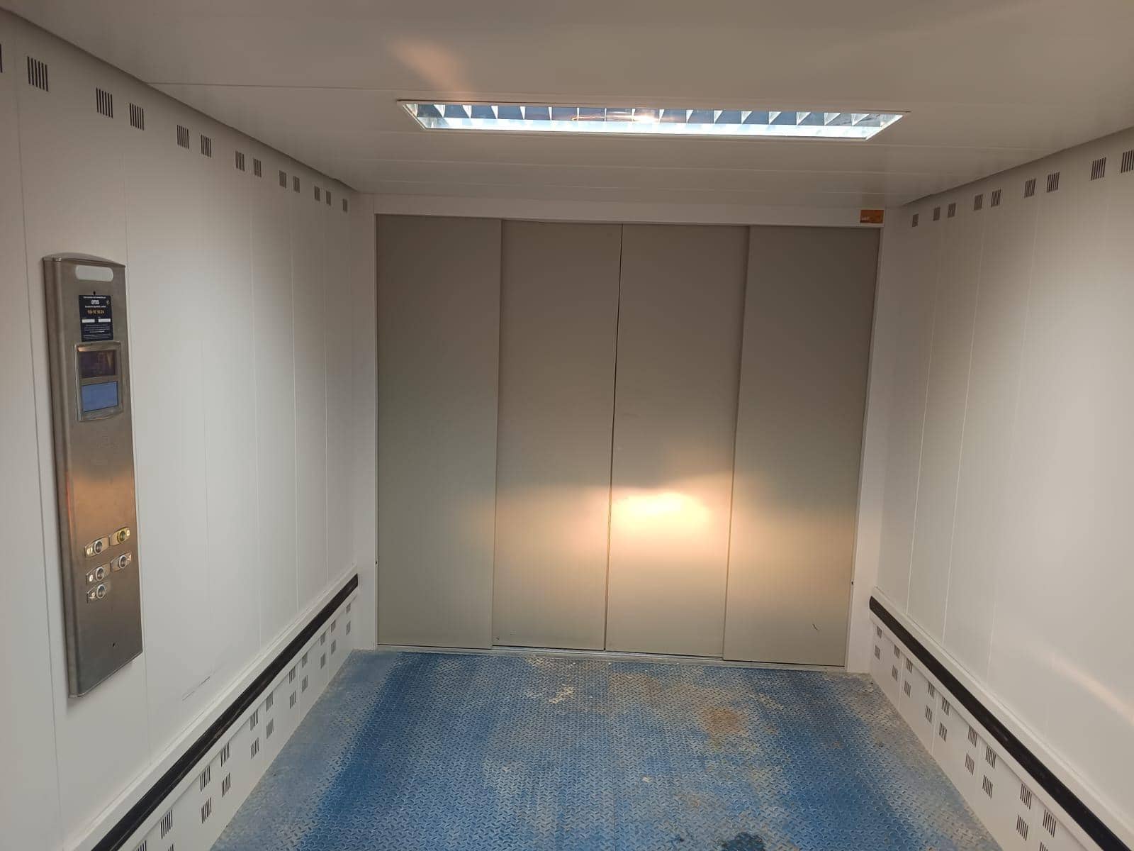 Garage til salg i Aguilas - € 7.000 (Ref: 9209199)