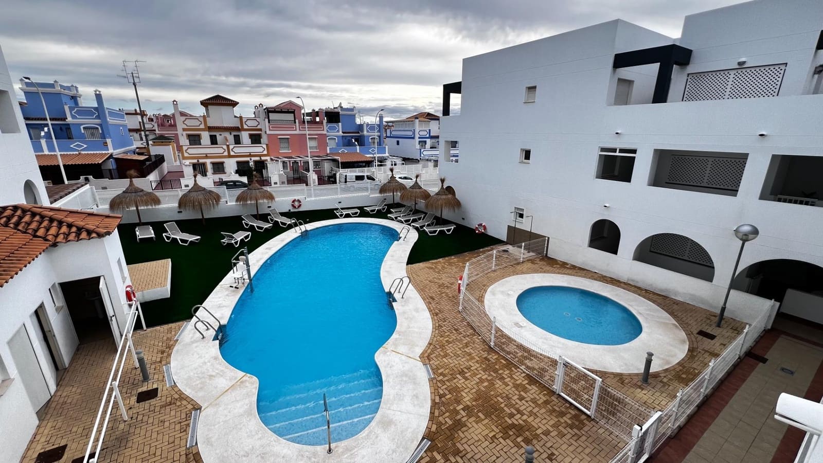 1 Zimmer Apartment zu verkaufen in San Juan de los Terreros mit Pool - 154.000 € (Ref: 9321799)